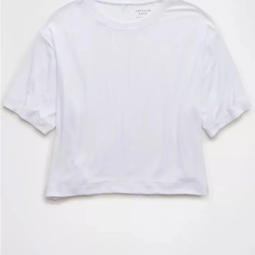 American Eagle Outfitters Soft & Sexy Cropped White Short Sleeve Tee - Picture 2 of 10